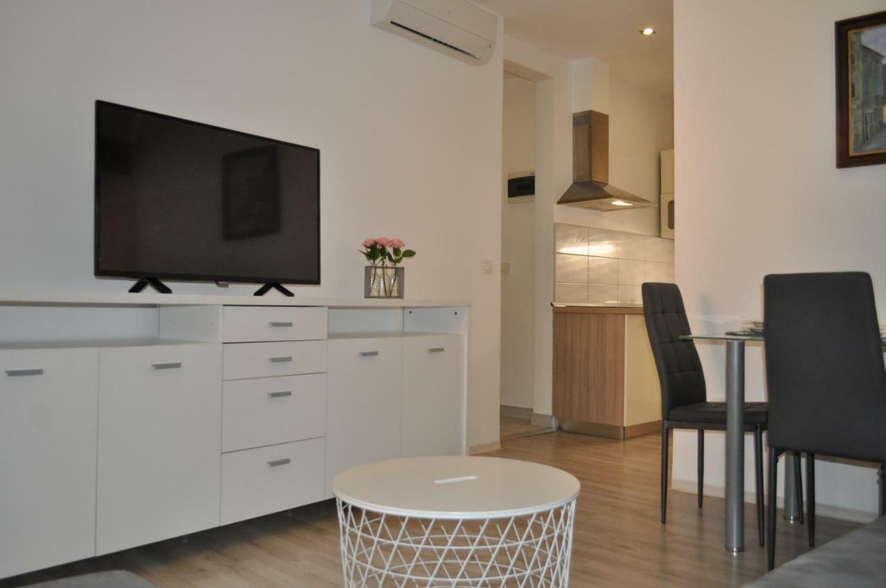 Apartment Nana Piran Exterior photo