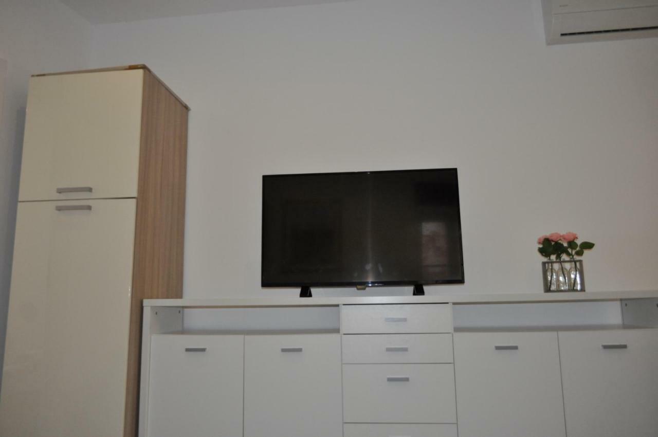 Apartment Nana Piran Exterior photo